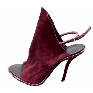 🔥SALE! 🔥Balenciaga Glove Leather Slingback Sandals IT38